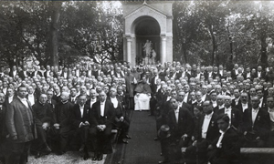 Cavalieri di Colombo Cortile San Damaso, Vaticano. 1920.