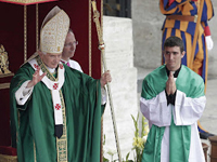Papa Benedetto XVI durante la Cerimonia